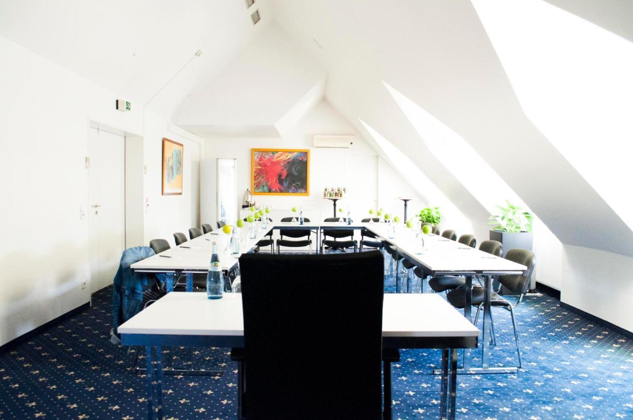 Arkade Hotel Am Theater Heilbronn Exterior foto